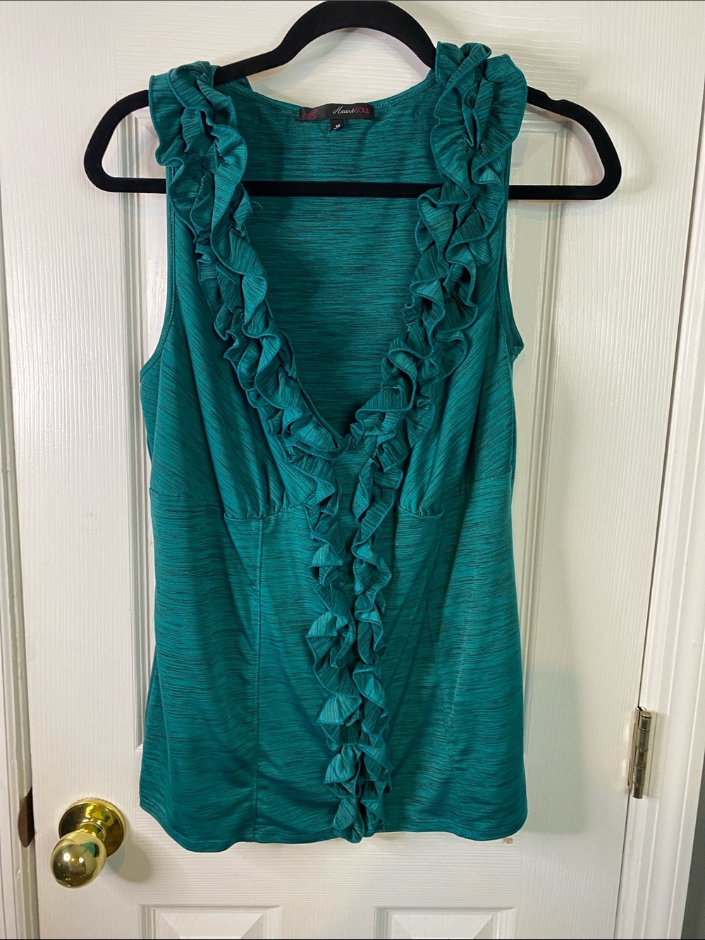 Heart SoulTeal Ruffle V-Neck Sleeveless Camisole Size 2X.